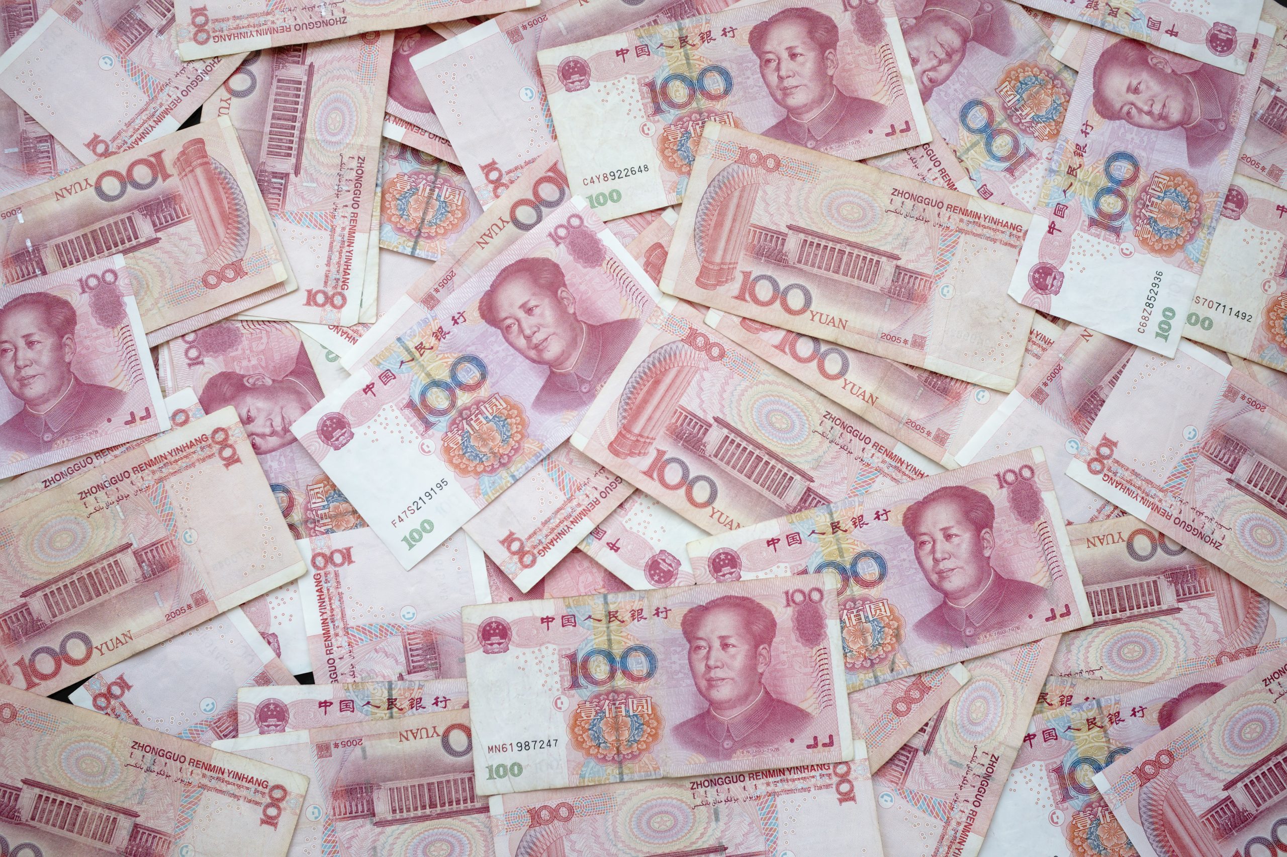 Why Paying International Invoices in Local Currency Could Benefit Irish Importers